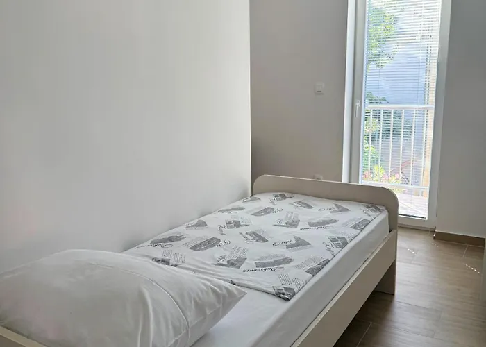 Апартаменты True Jure - Free Boat Trip For 7 Or Nights! Биоград-на-Мору