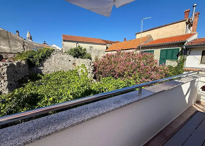 True Jure - Free Boat Trip For 7 Or Nights! Апартаменты Биоград-на-Мору